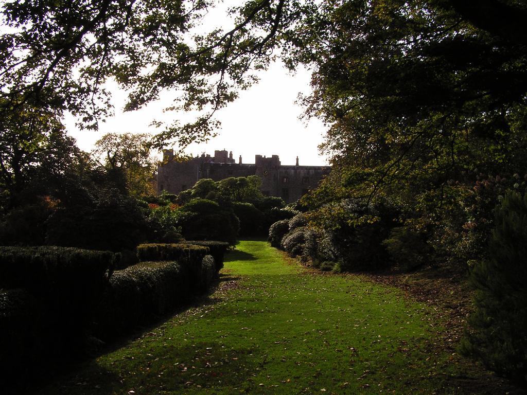 Muncaster Castle Coachman'S Quarters Bed & Breakfast Ravenglass Eksteriør bilde