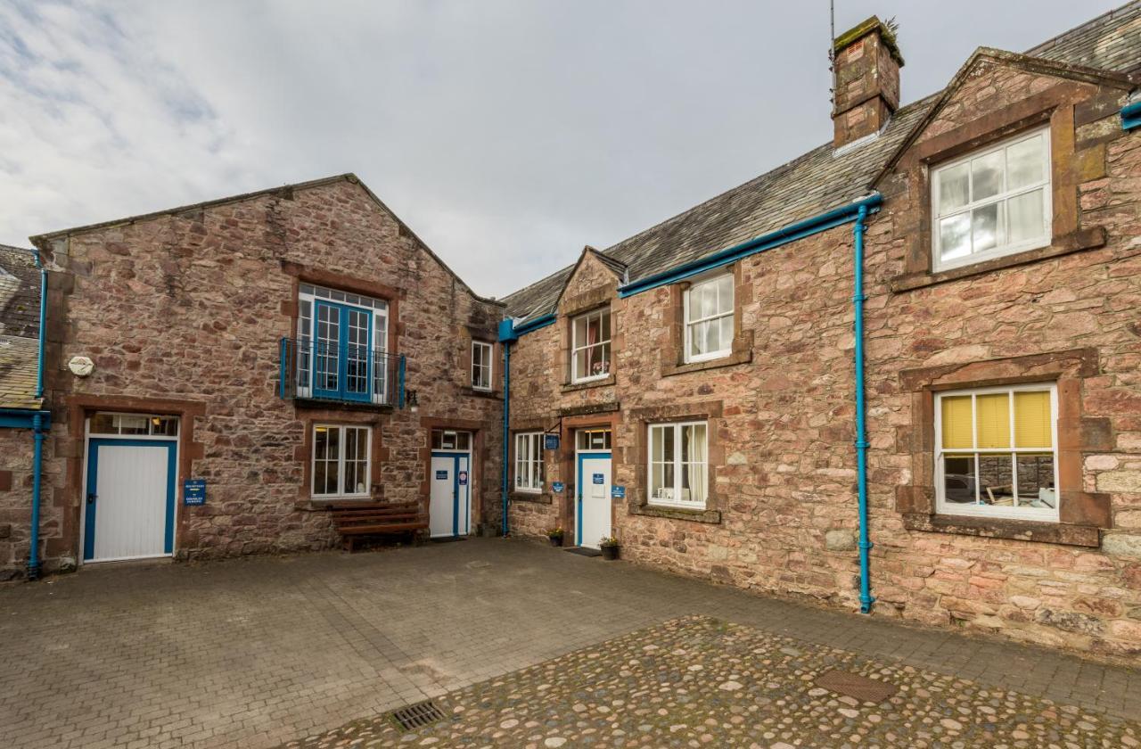 Muncaster Castle Coachman'S Quarters Bed & Breakfast Ravenglass Eksteriør bilde